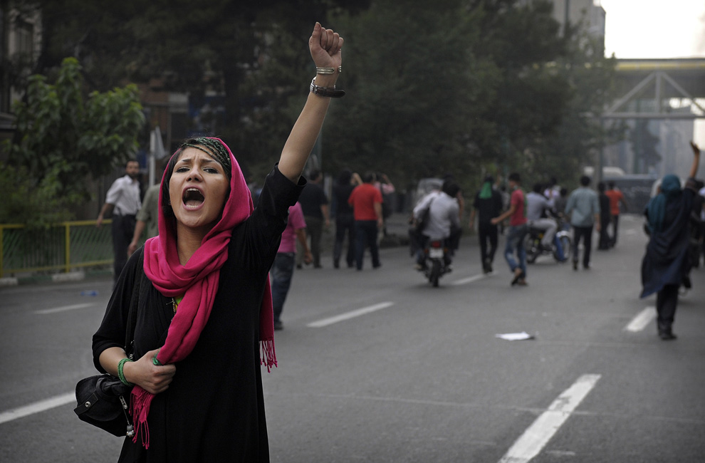 brave Iranian women, June 2009